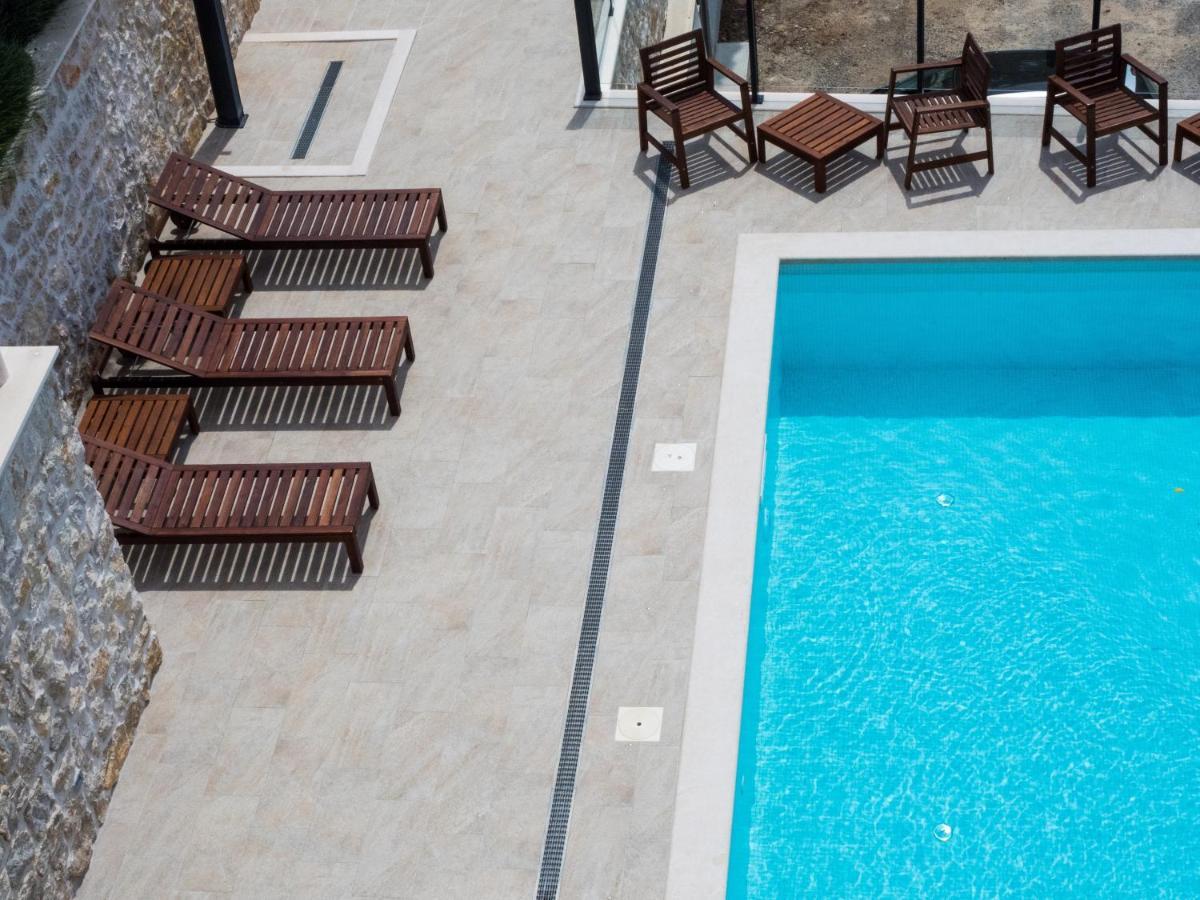 Apartments Bella Vista - มลินี ภายนอก รูปภาพ